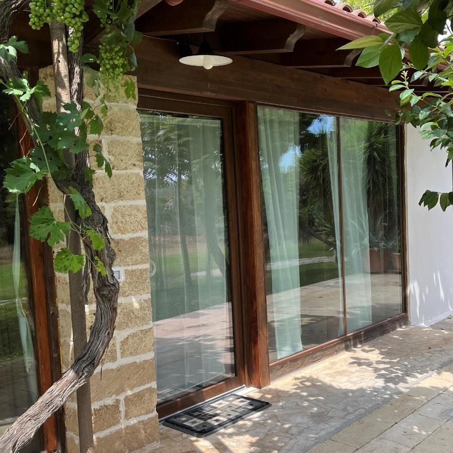 Li Papi Villa กาลาโตเน ภายนอก รูปภาพ